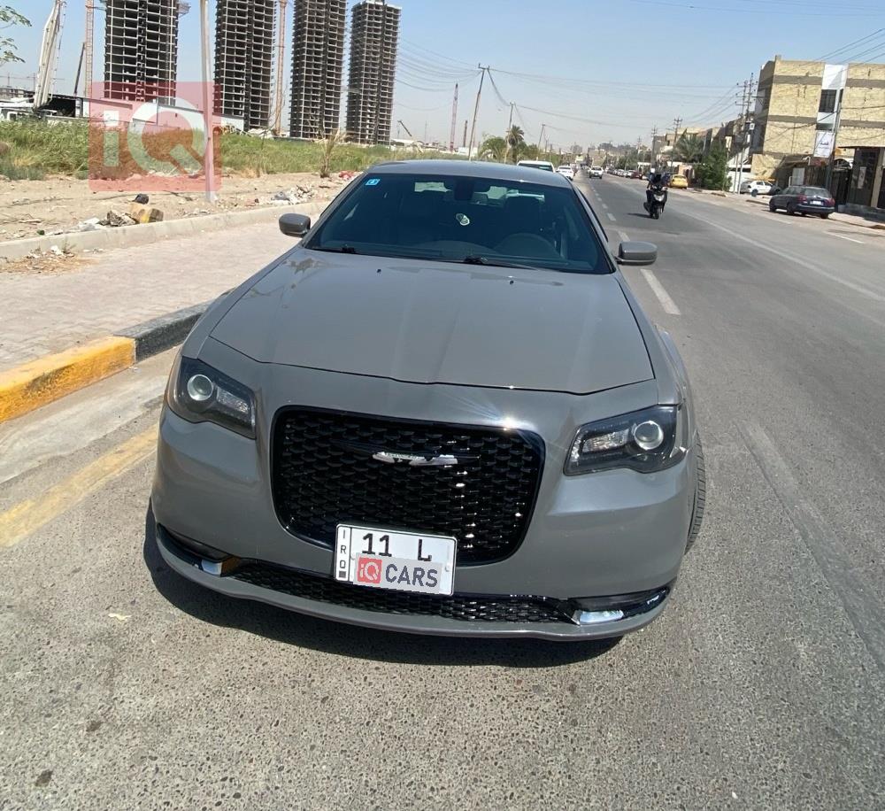 كرايسلر 300